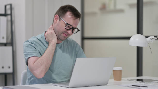 gardan dard ke karan aur ilaj